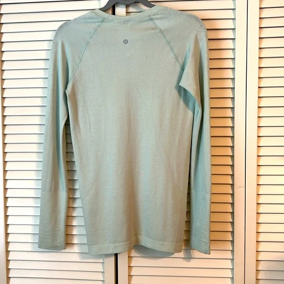 Lululemon Swiftly Tech Long Sleeve Shirt 
Distorted Static Delicate Mint sz 6 - Picture 2 of 16